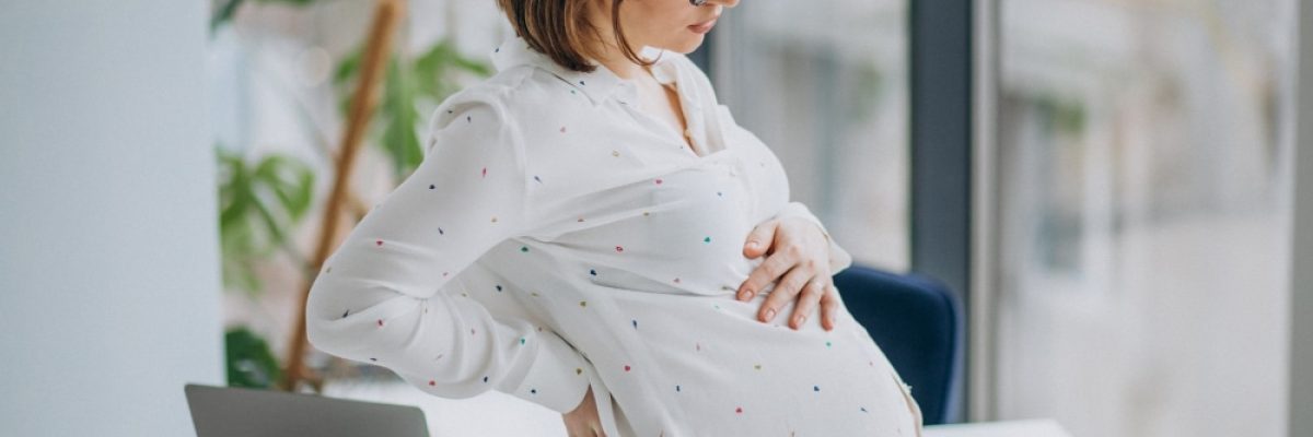 Grávida impedida de usar o banheiro no Trabalho