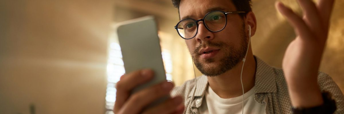 Dano moral por bloqueio de aplicativo