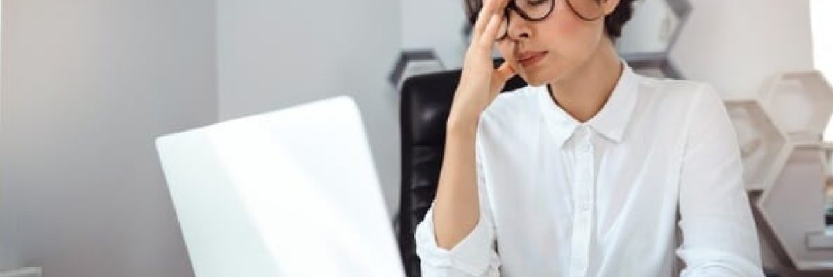 Demitido por ser Testemunha